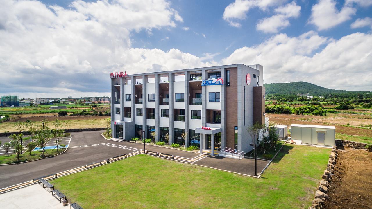 Thira Hotel Seogwipo Eksteriør billede