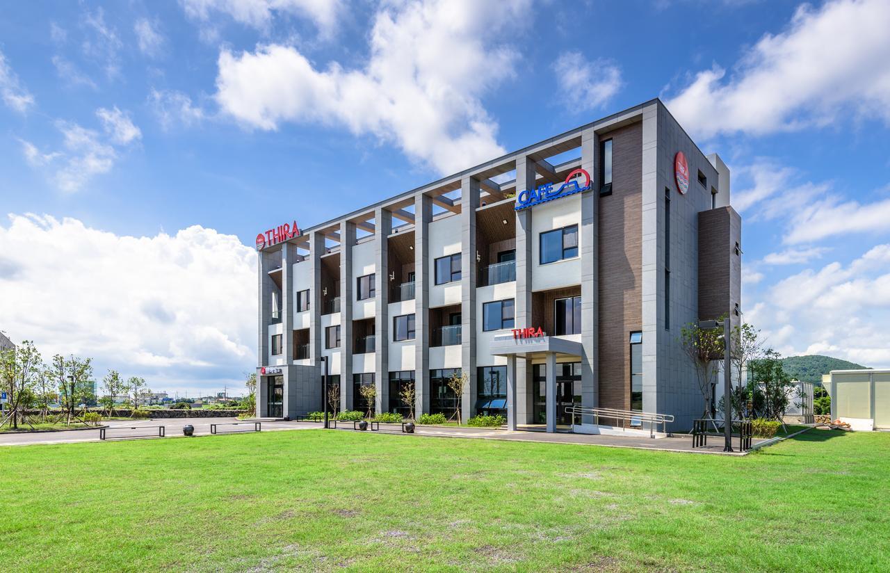 Thira Hotel Seogwipo Eksteriør billede