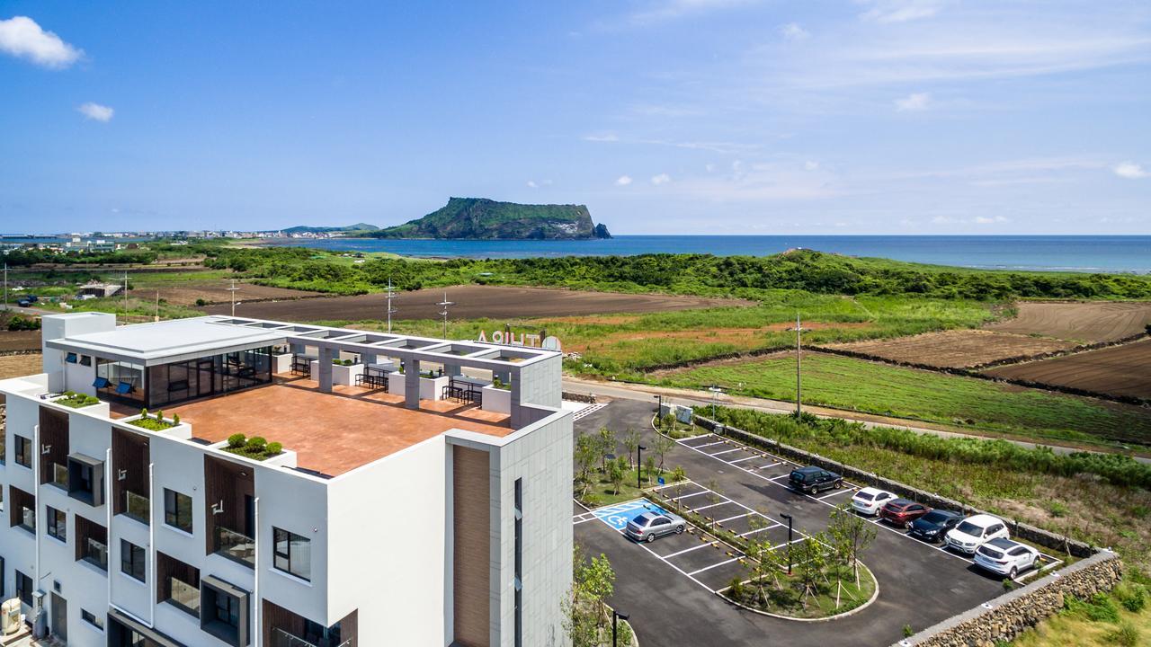 Thira Hotel Seogwipo Eksteriør billede
