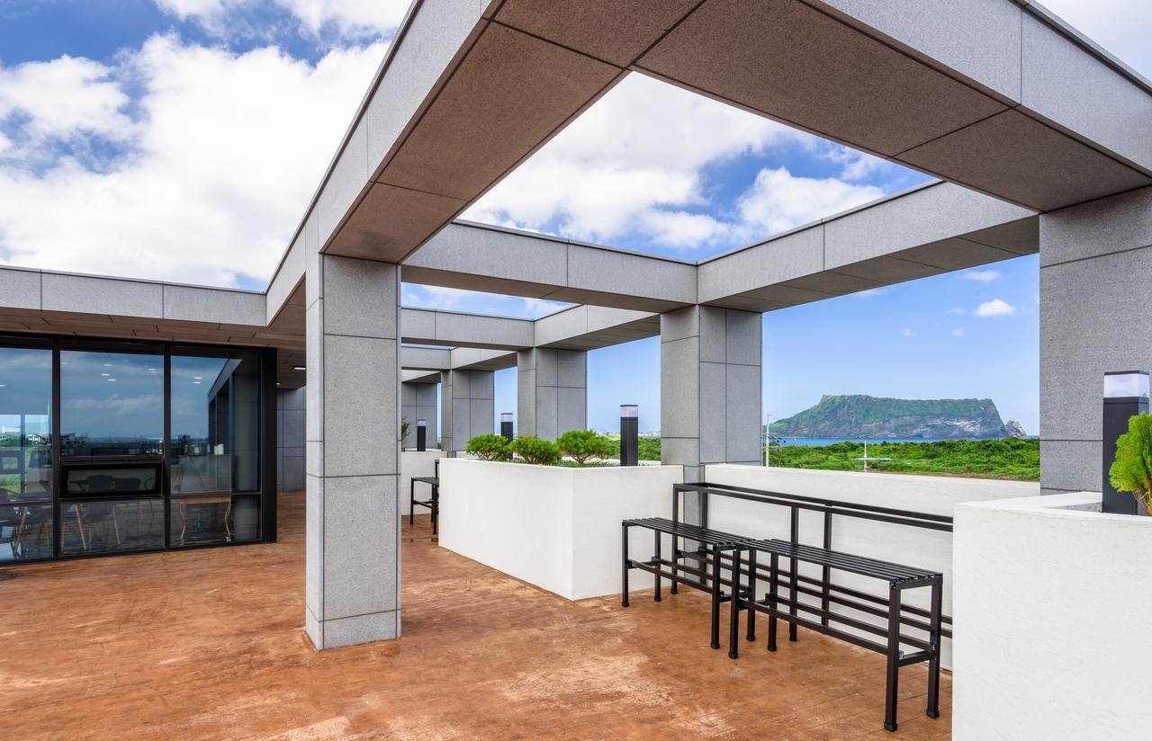 Thira Hotel Seogwipo Eksteriør billede